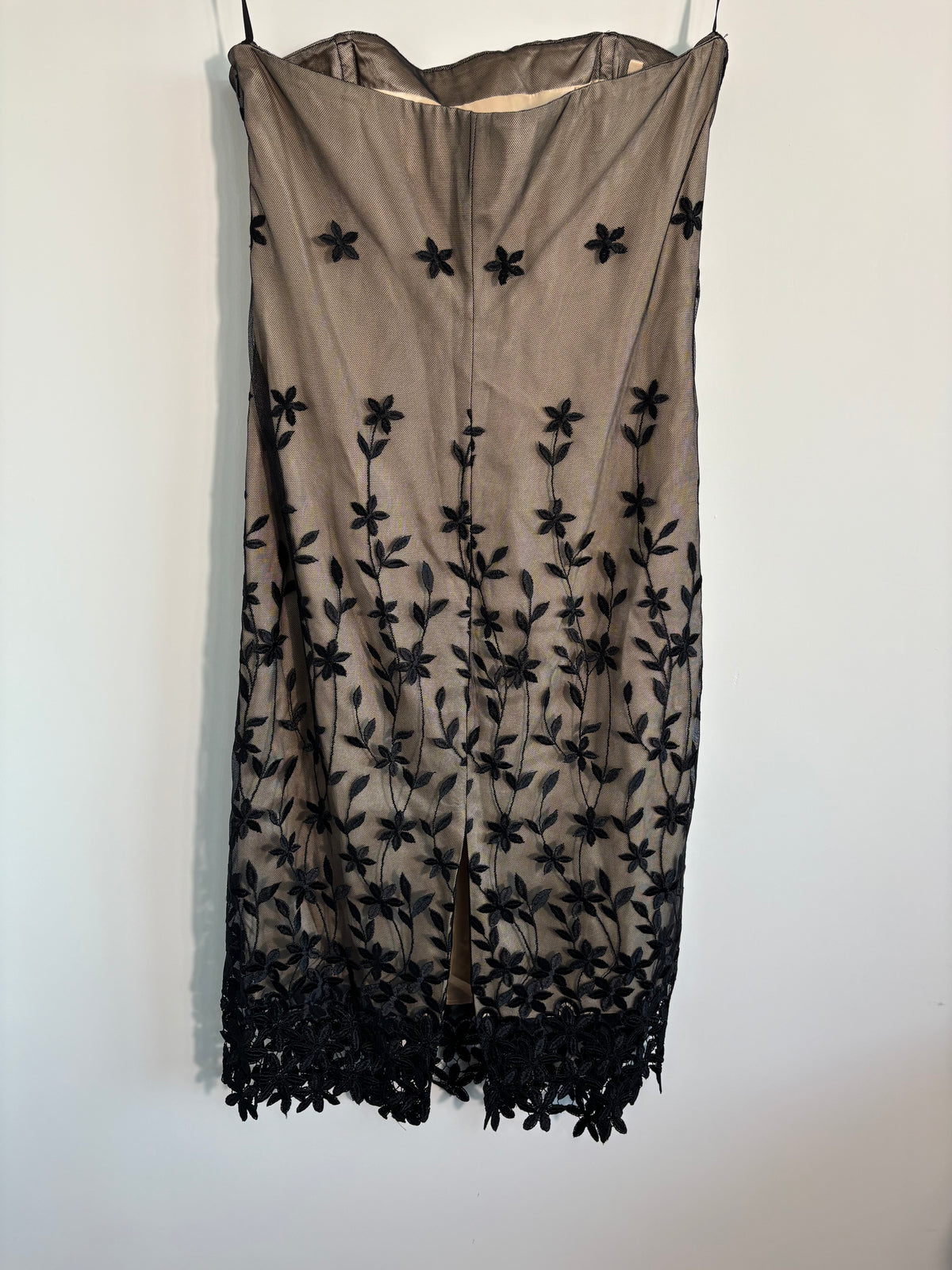 Coast Black & Nude Floral Embroidered Strapless Dress – UK 12