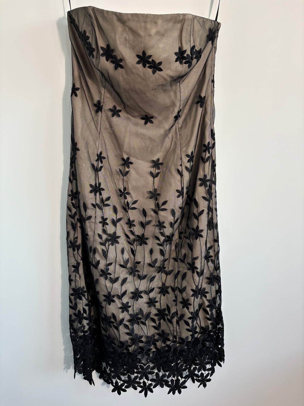Coast Black & Nude Floral Embroidered Strapless Dress – UK 12