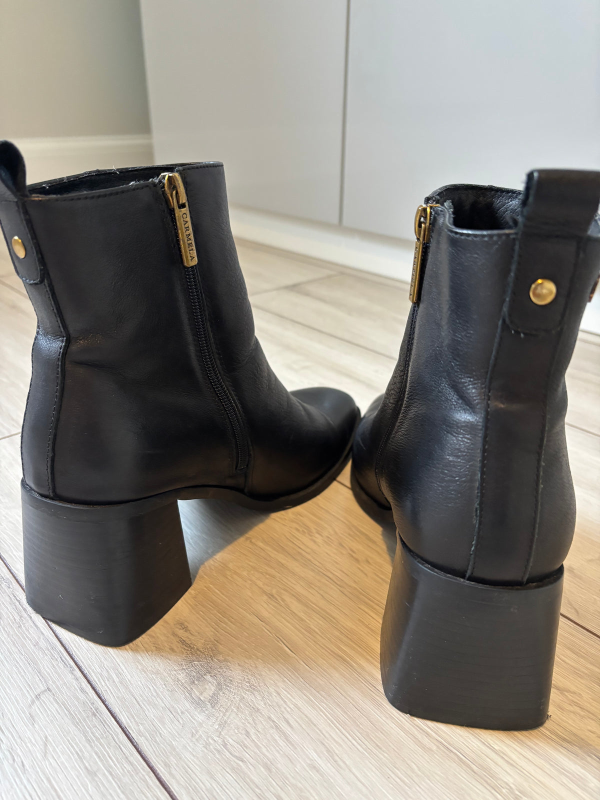 Carvela Black Leather Ankle Boots EU 40 UK 7