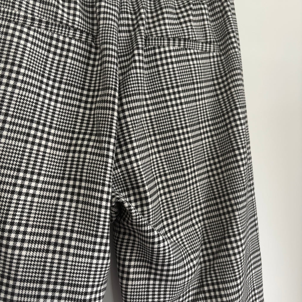 Bershka Short Trousers Size Medium
