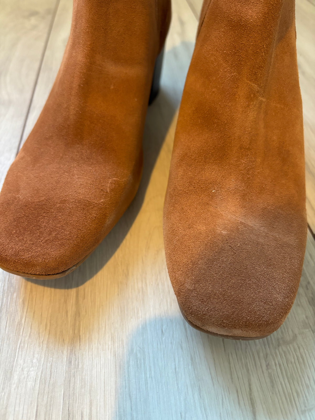 Monsoon Tan Suede Chelsea Ankle Boots – Size 38 / UK 5