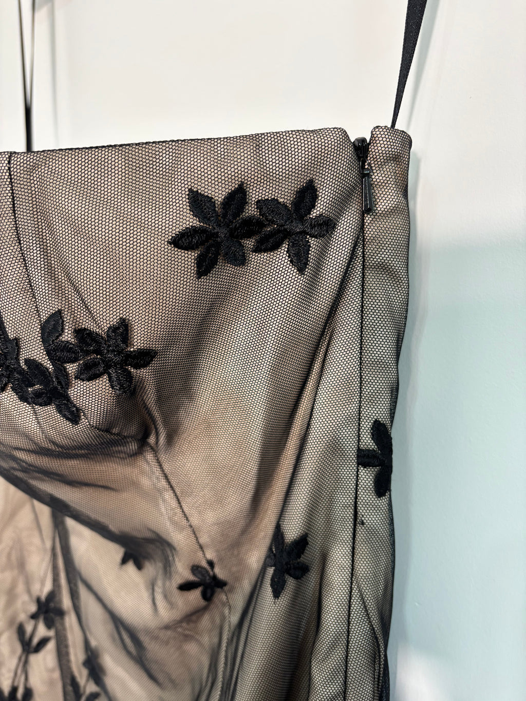 Coast Black & Nude Floral Embroidered Strapless Dress – UK 12