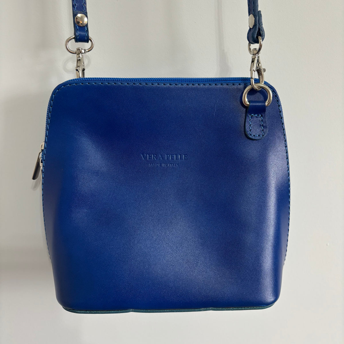 Vera Pelle Blue Leather Bag