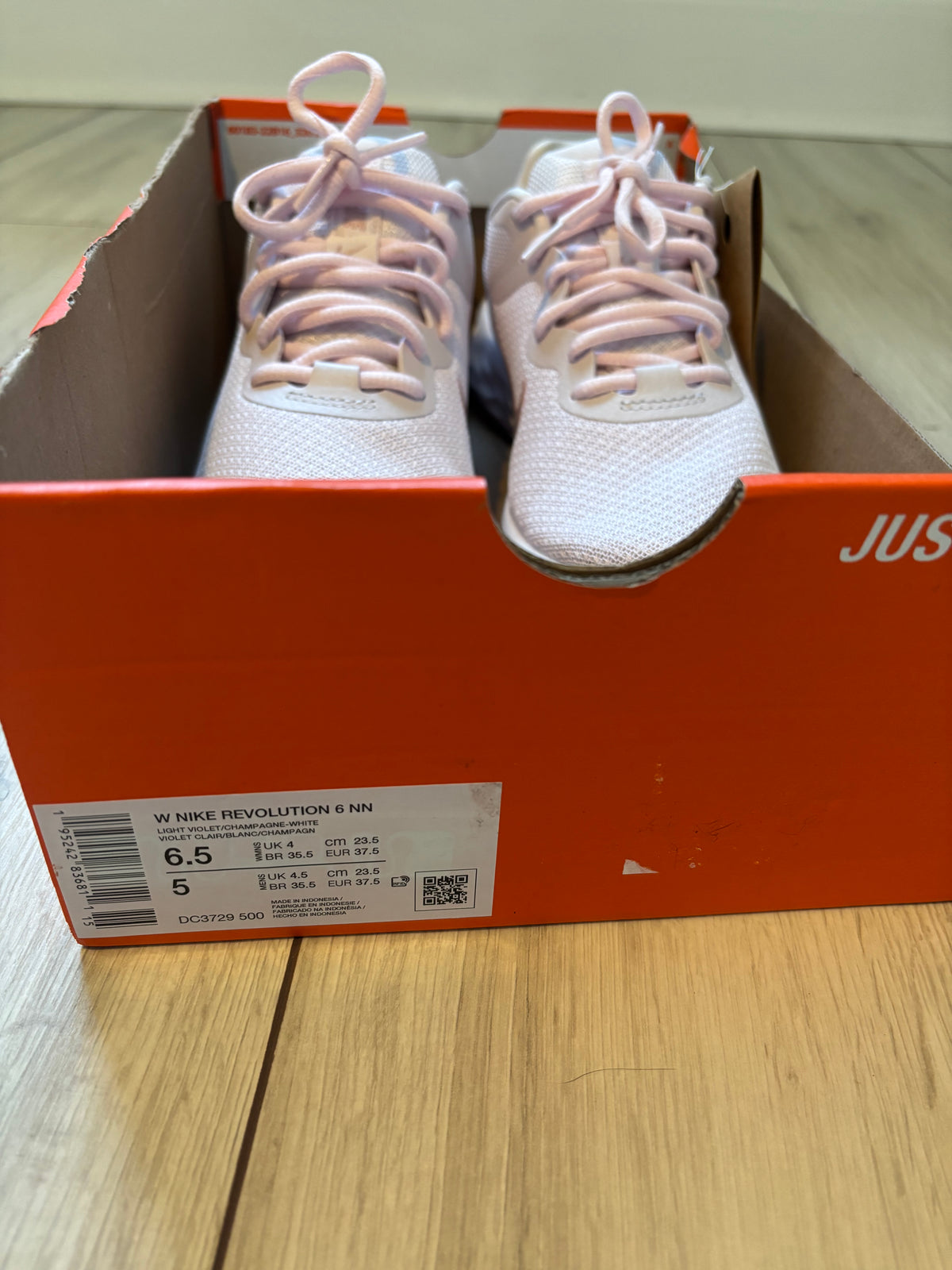 Nike Revolution 6 Nature Women’s Trainers UK 4 EU 37.5 Brand New!