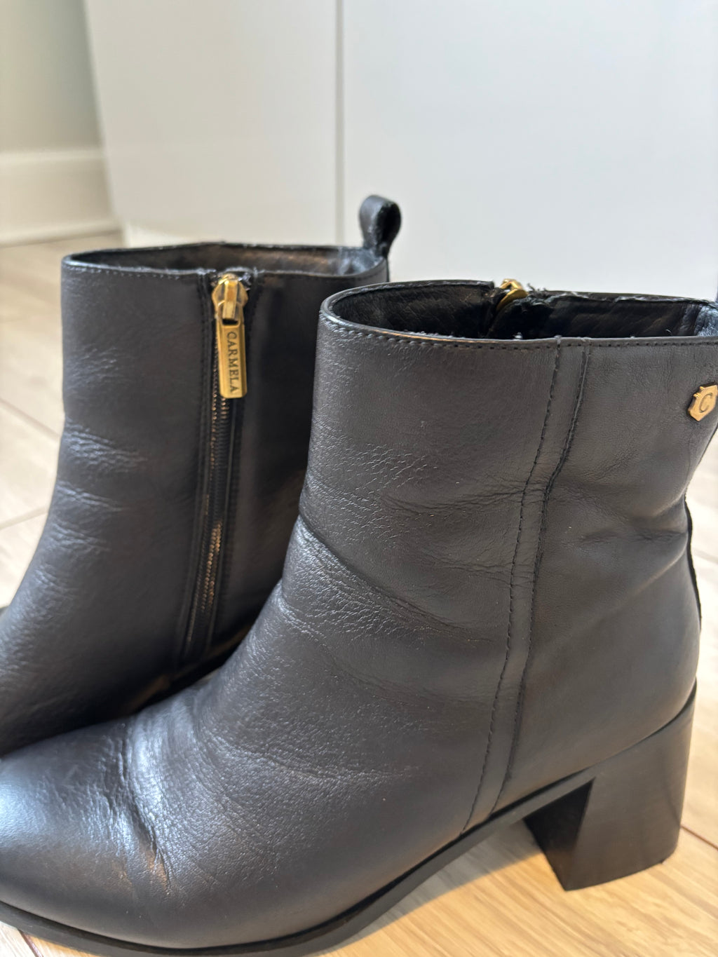 Carvela Black Leather Ankle Boots EU 40 UK 7