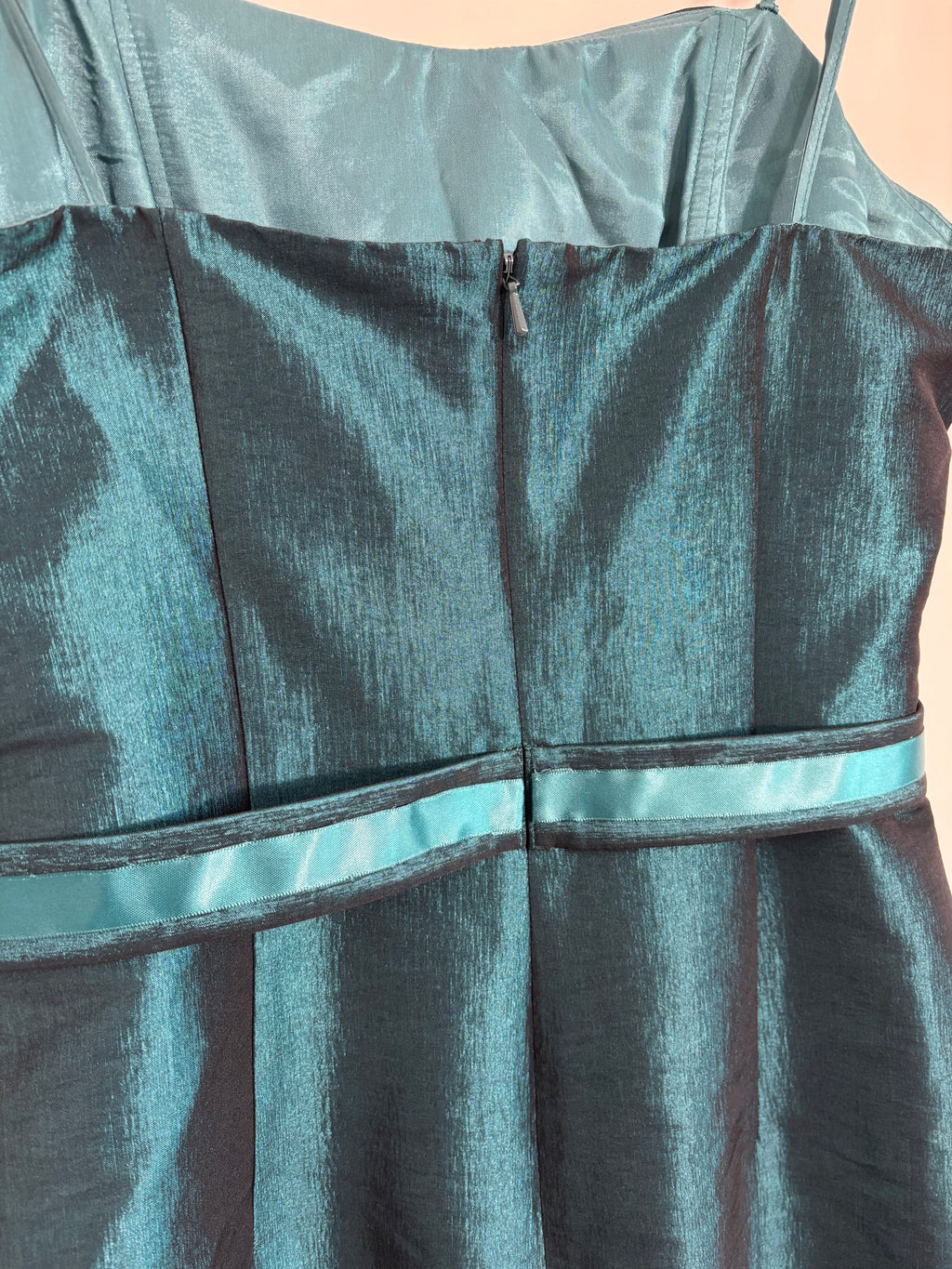 Elegant Ispirato occasion dress in a stunning teal/peacock blue, UK size 10