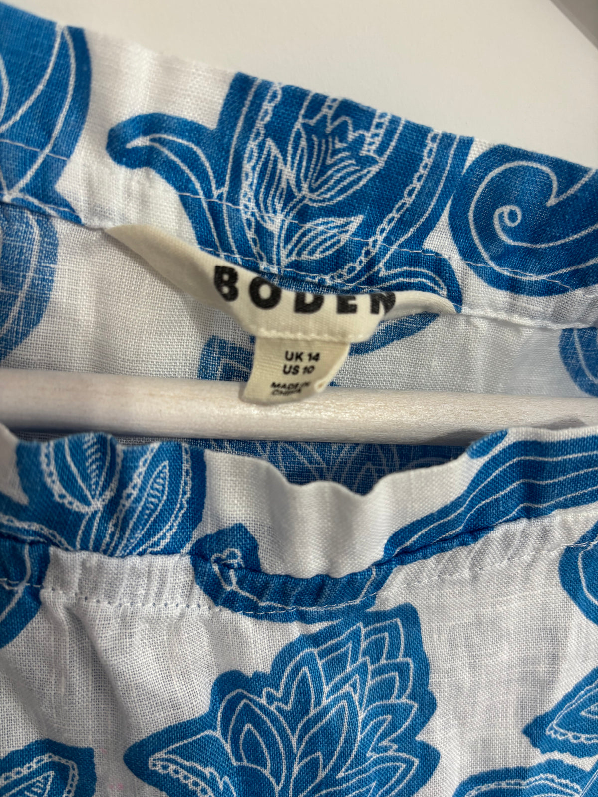 Boden Blue & White Floral Linen Blend Sleeveless Top – UK 14