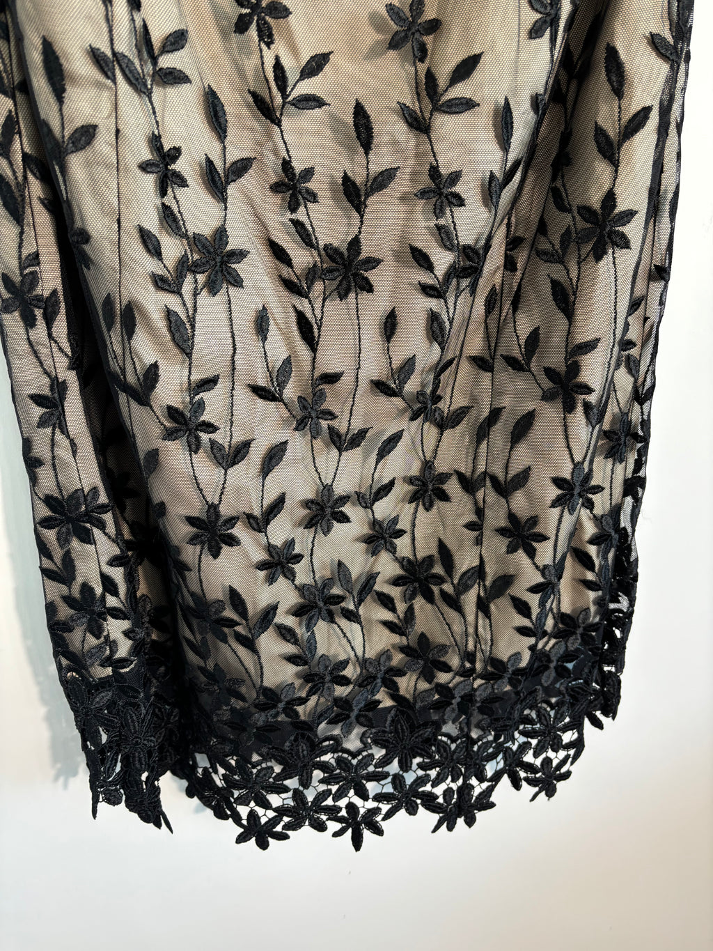 Coast Black & Nude Floral Embroidered Strapless Dress – UK 12